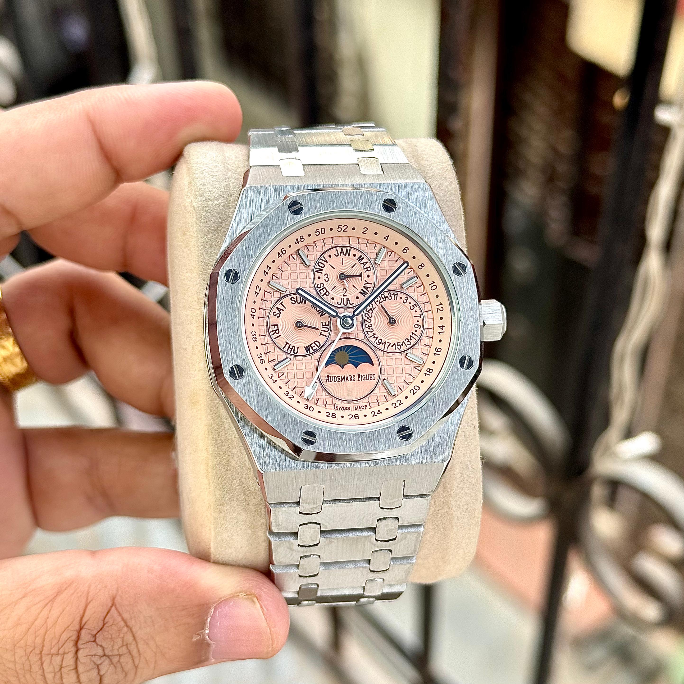 UDEMARS PIGUET ROYAL OAK PERPETUAL CALENDAR